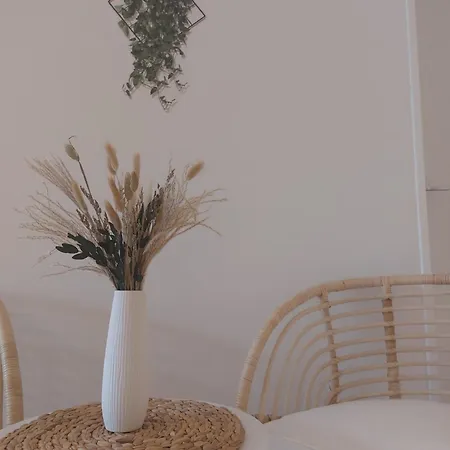 Rooftop - Stillvolles 4p Nahe Glacis Center Διαμέρισμα *